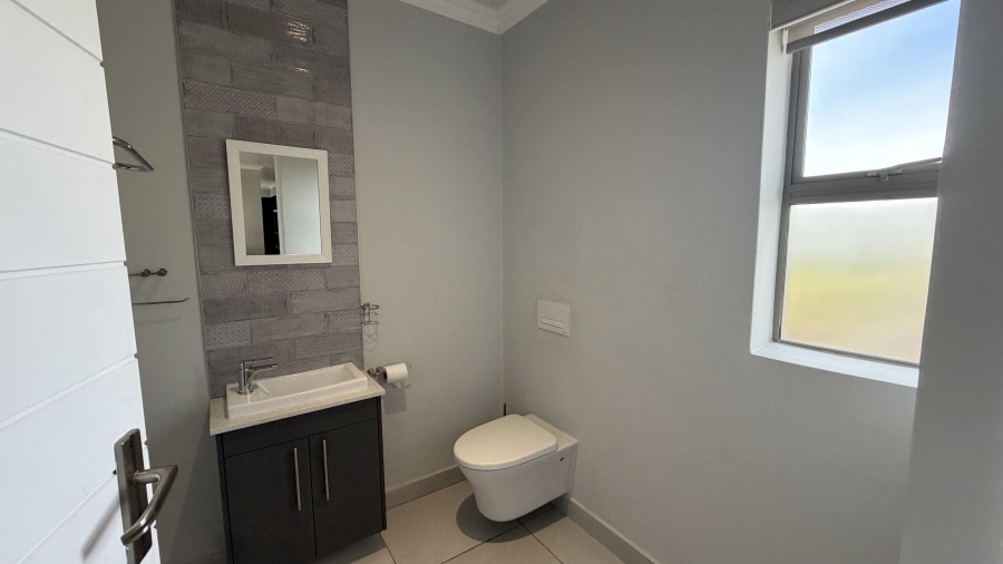 3 Bedroom Property for Sale in Blue Mountain Village Western Cape
